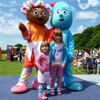 Rebecca and Naomi with Upsy Daisy and Iggle Piggle, 2010